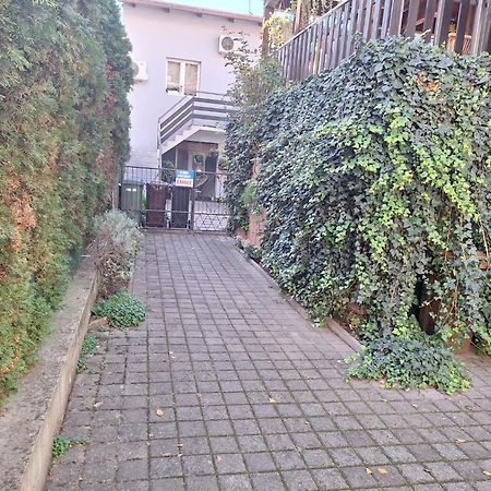 New Studio Apartment Emmy With Free Street Parking Zagabria Esterno foto