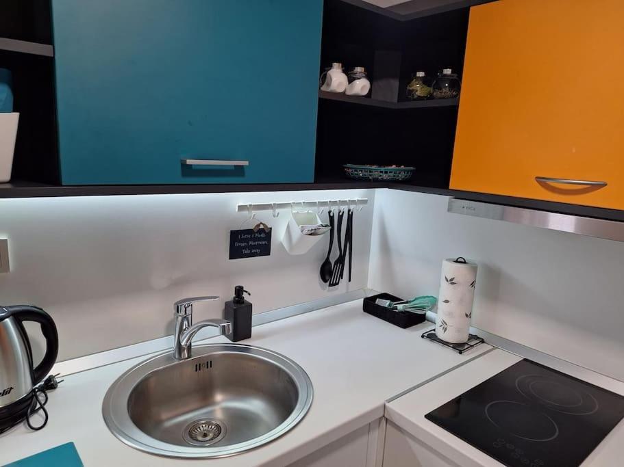 New Studio Apartment Emmy With Free Street Parking Zagabria Esterno foto