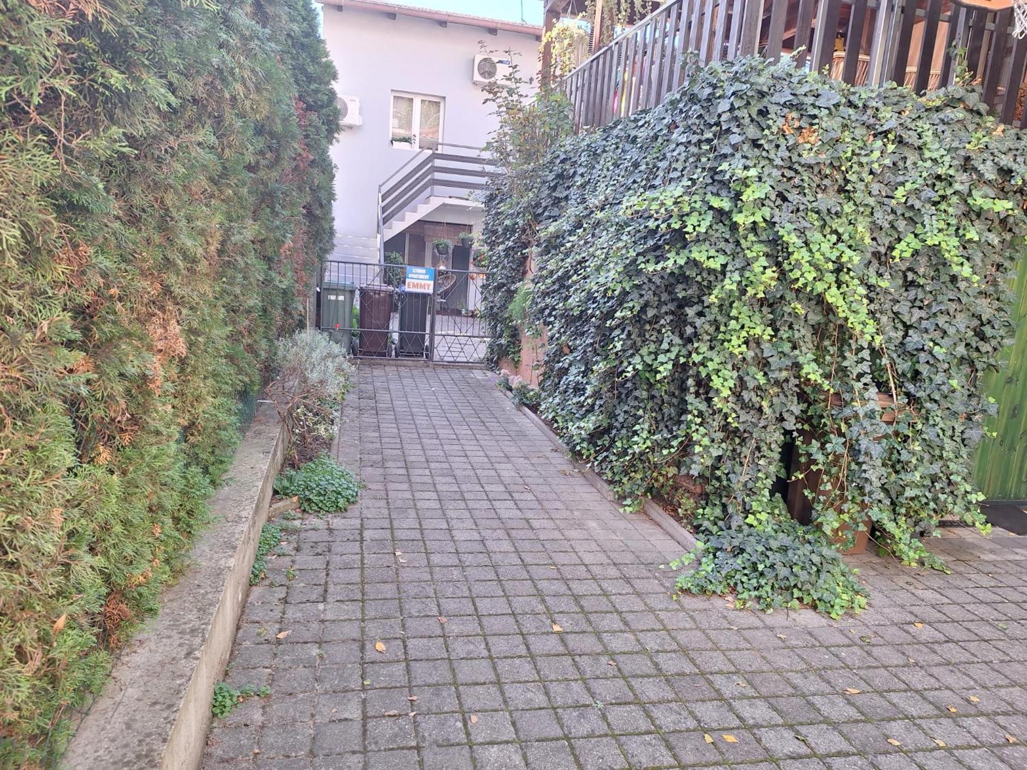 New Studio Apartment Emmy With Free Street Parking Zagabria Esterno foto